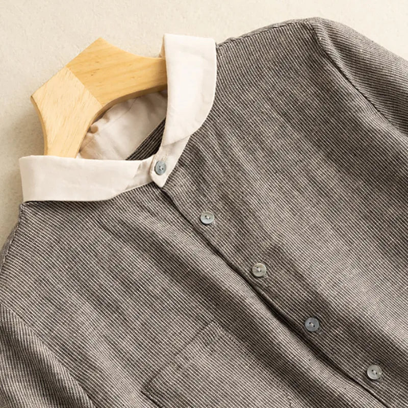 Elegancka i wygodna koszula w paski retro z bawełny i lnu z krótkim rękawem i kołnierzykiem typu laleczka