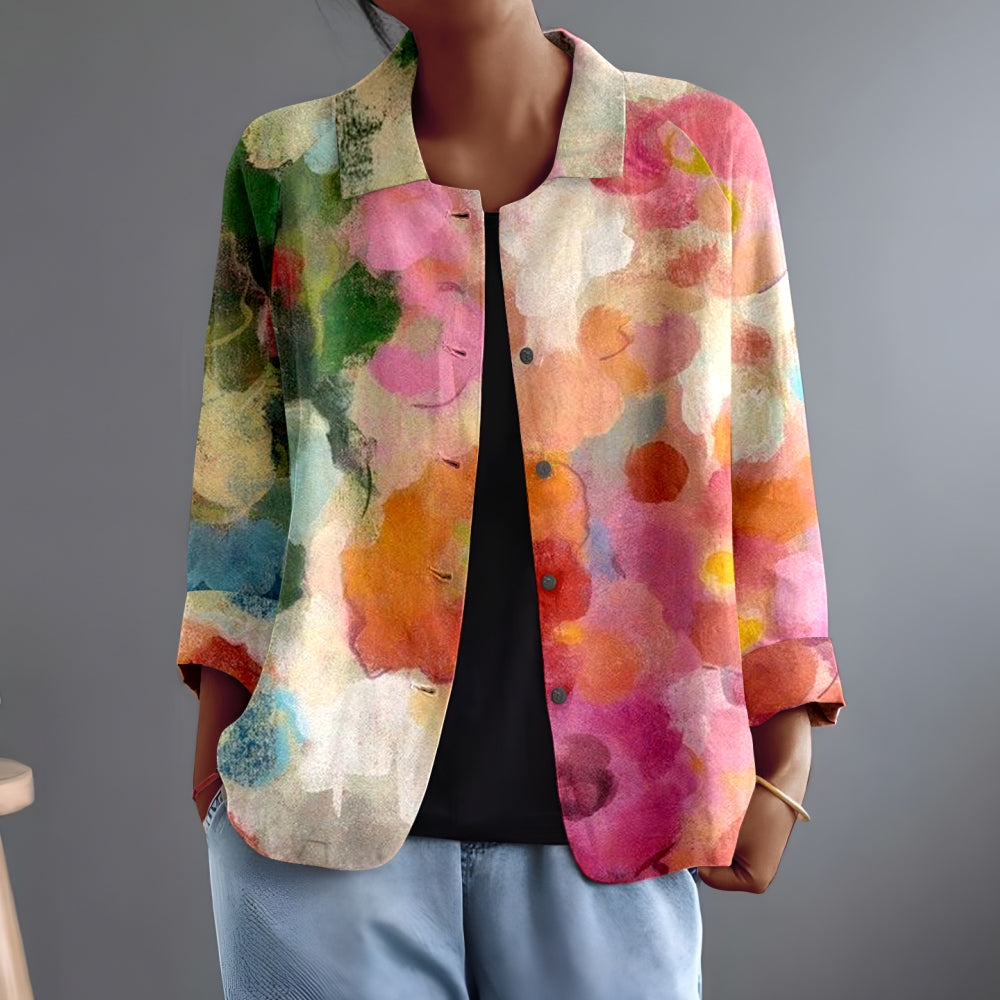 Wygodna koszula z abstrakcyjnym kwiatowym nadrukiem zapinana na guziki