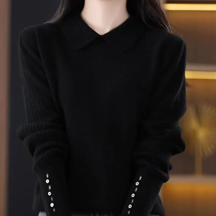 Elegancki i wygodny sweter z kaszmirowymi klapami w jednolitym kolorze
