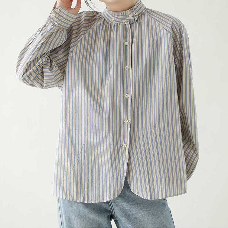 Modna i uniwersalna szara koszula damska w paski ze stójką