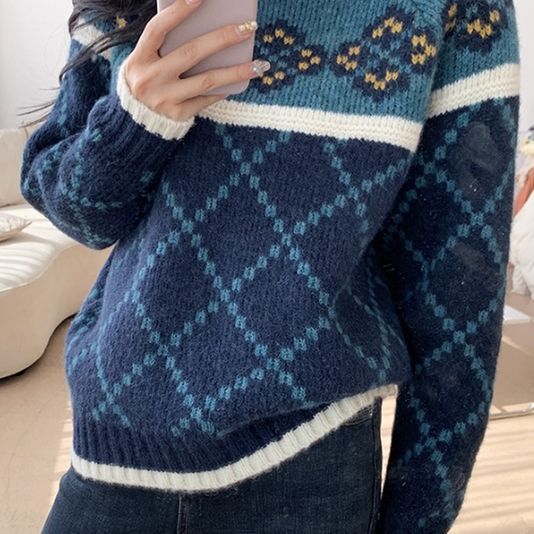Damski kaszmirowy sweter w kratę z golfem