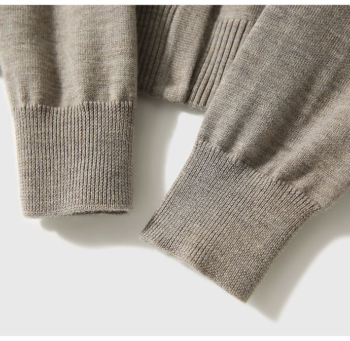 Elegancki i wygodny kardigan w stylu retro, w jednolitym kolorze, z okrągłym dekoltem, miękki jak chmurka