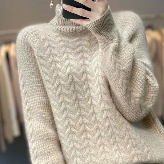Elegancki i wygodny damski sweter z golfem w jednolitym kolorze o fakturze kaszmiru