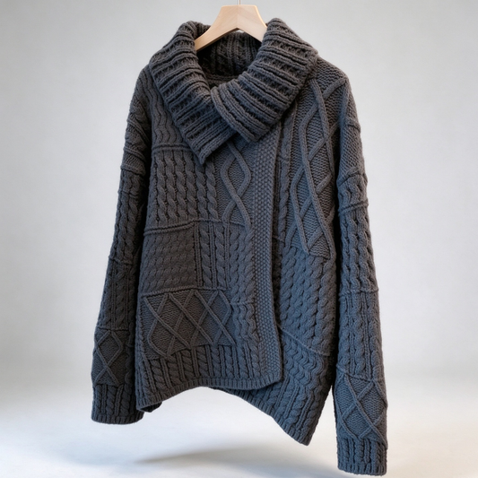 Ten luźny, gruby kardigan o splocie warkoczowym ma luźny kołnierz i miękki, elegancki design.
