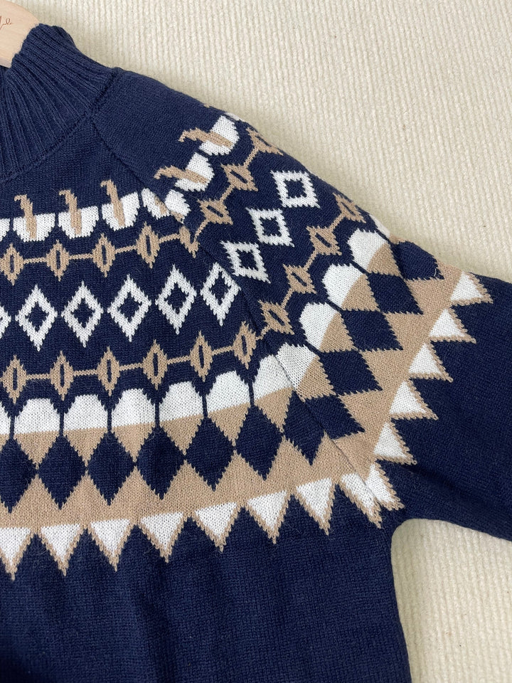 Damski sweter z okrągłym dekoltem i nadrukiem geometrycznym