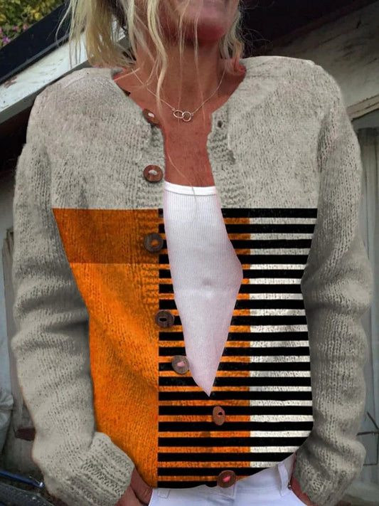 Elegancki i wygodny szary sweter w kolorowe poziome paski