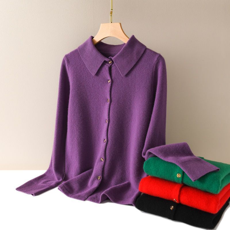 Elegancki i wygodny sweter z kaszmirowymi klapami w jednolitym kolorze
