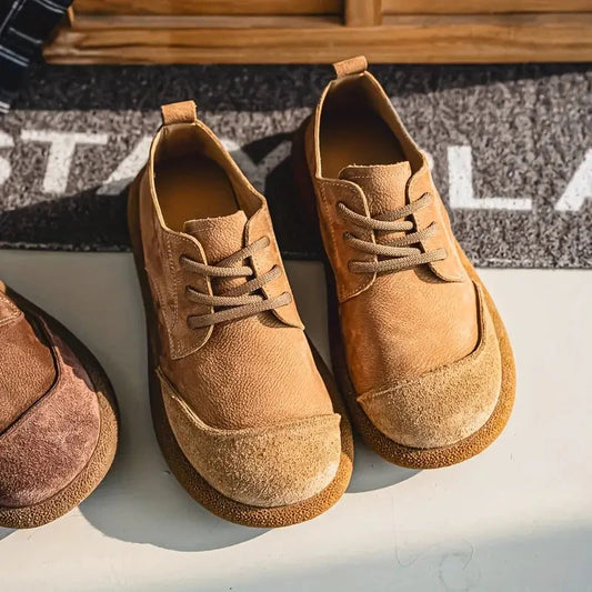 Buty skórzane męskie wykonane z najwyższej jakości skóry bydlęcej, oddychające i antypoślizgowe.