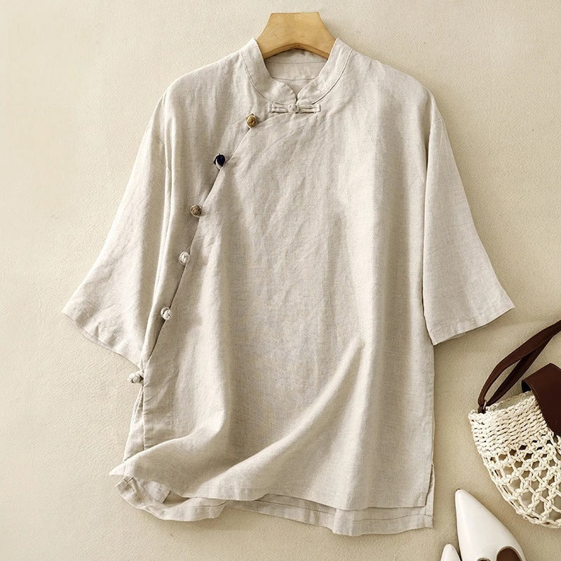 Elegancka i wygodna koszula vintage o średniej długości ze stójką i bocznymi guzikami