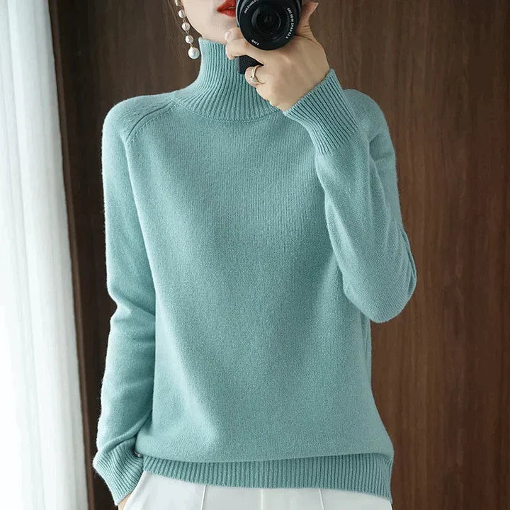 Elegancki i wygodny sweter z kaszmiru w jednolitym kolorze z okrągłym dekoltem