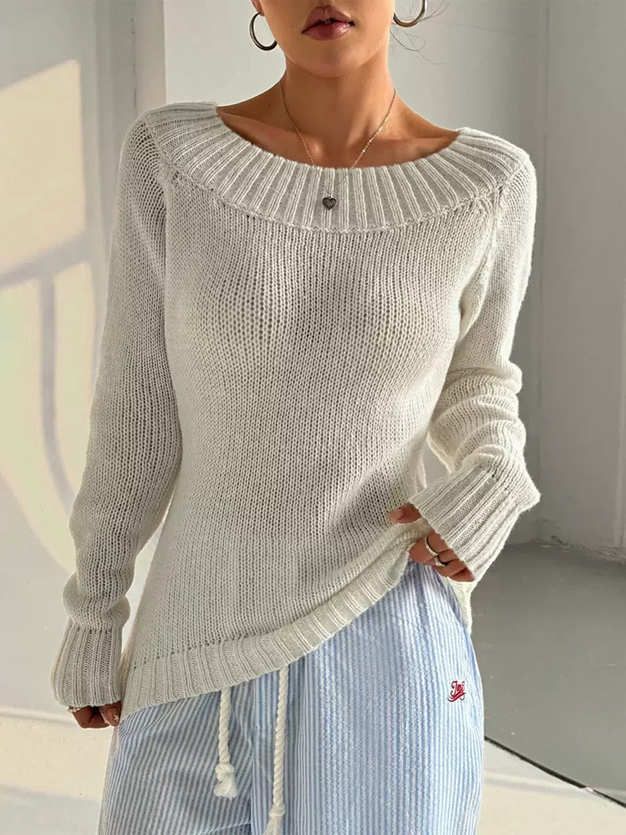 Elegancki i wygodny sweter z okrągłym dekoltem, który można nosić na wiele sposobów