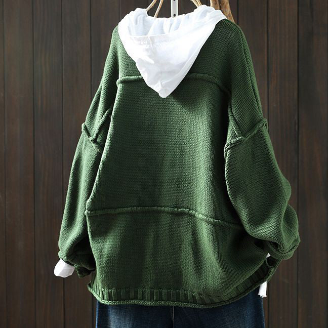 Sweter w stylu retro wykonany z dzianiny patchworkowej, łączący w sobie artystyczny, swobodny i swobodny styl.