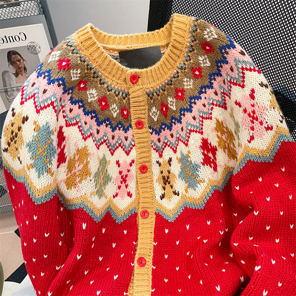 Elegancki, vintage'owy sweter kardigan Fair Isle z żakardową grafiką i motywem świątecznym, o luźnym i swobodnym kroju