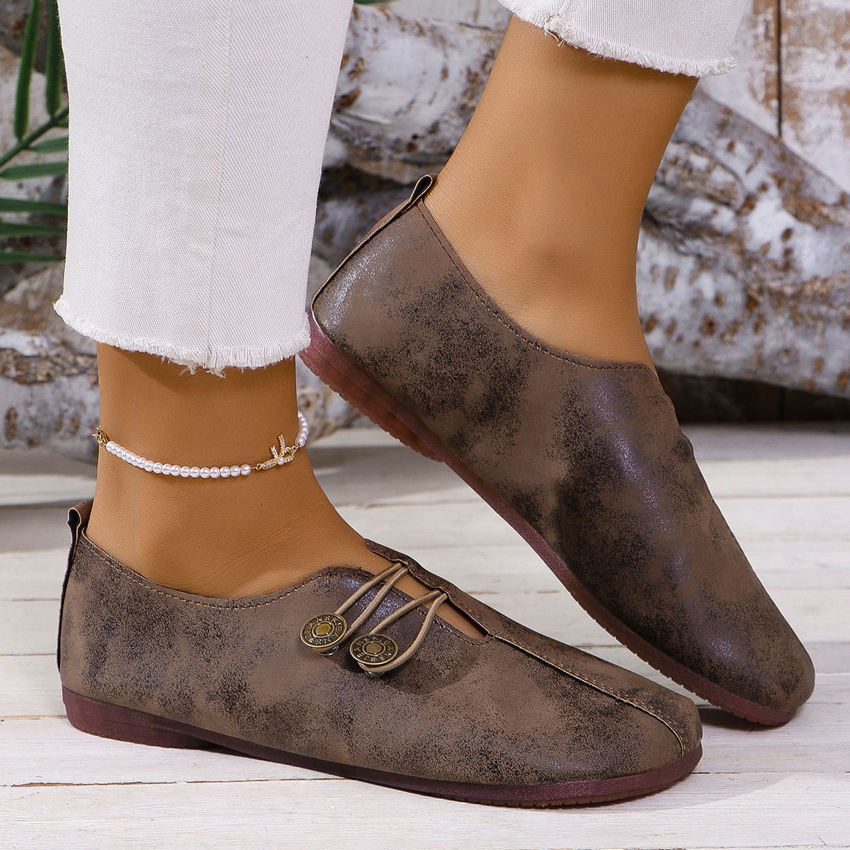 Nowe damskie, miękkie, skórzane, płaskie, wsuwane, codzienne, modne buty, dostępne w różnych kolorach