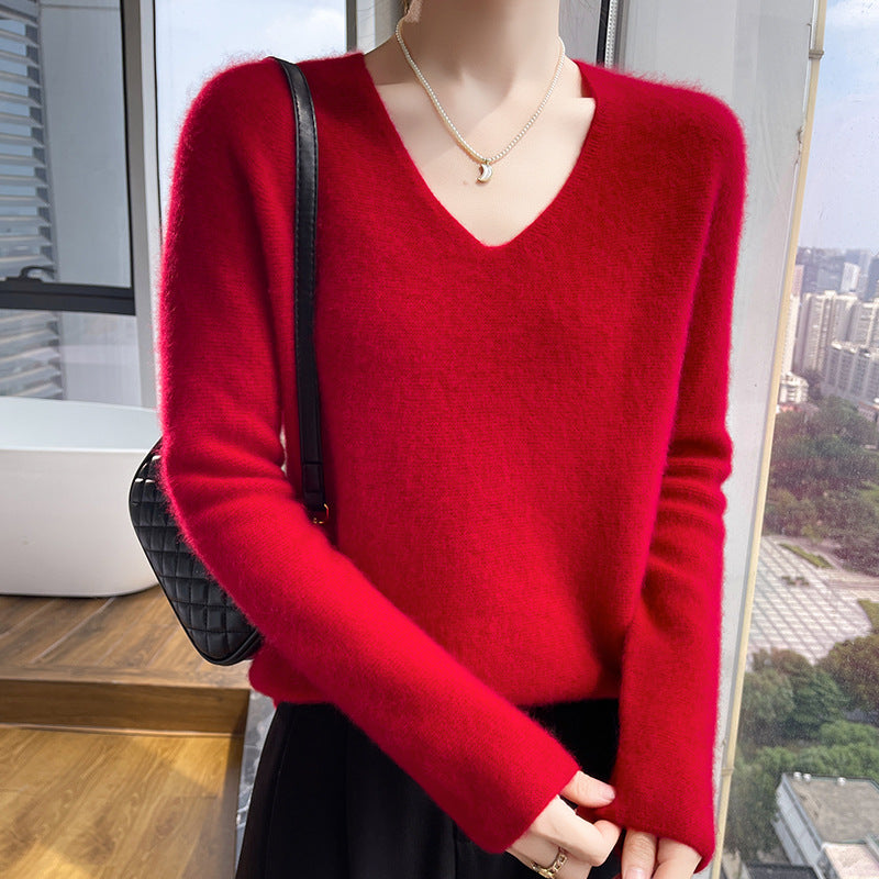 Elegancki i wygodny sweter w jednolitym kolorze z dekoltem w serek, miękki w dotyku, tkany ręcznie; ciepły i wygodny.