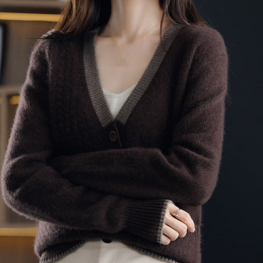 Elegancki sweter w jednolitym kolorze w stylu retro