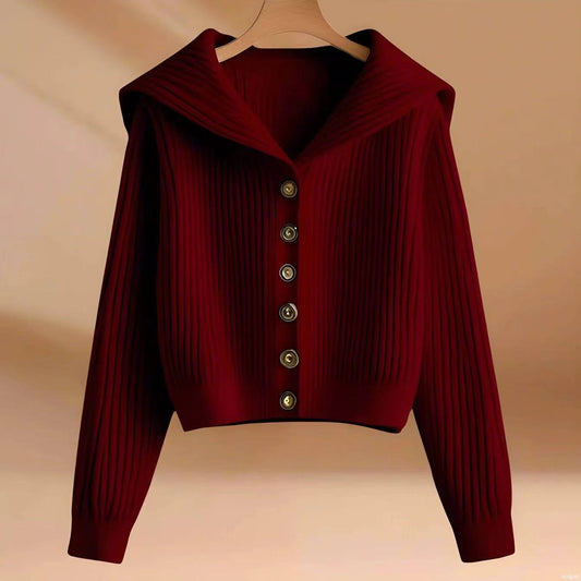 Ten elegancki i wygodny sweter z długim rękawem jest pięknie skrojony, a jego szalowy design pasuje do wielu stylizacji.