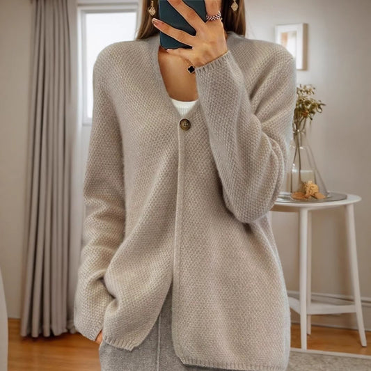 Nowy sweter na jesień/zimę, z długim rękawem, w jednolitym kolorze, z dekoltem w serek i wyjątkowym wzorem z jednym guzikiem.