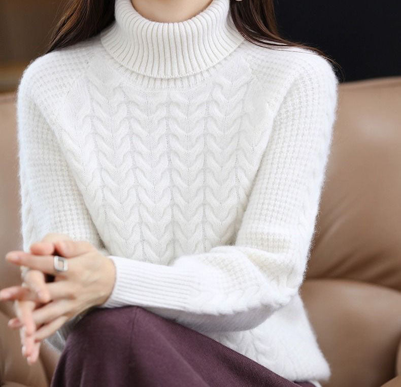 Elegancki i wygodny damski sweter z golfem w jednolitym kolorze o fakturze kaszmiru