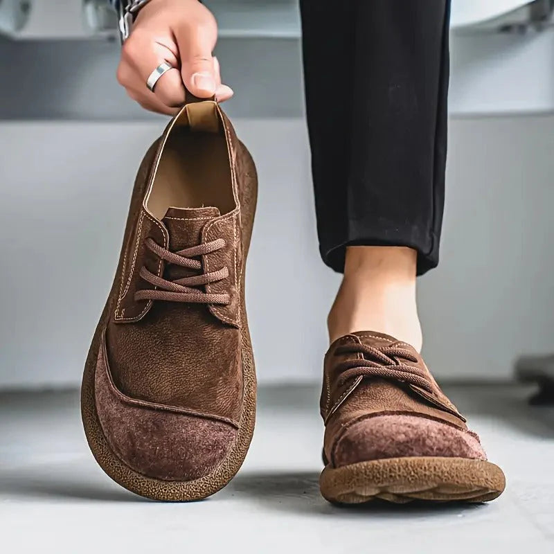 Buty skórzane męskie wykonane z najwyższej jakości skóry bydlęcej, oddychające i antypoślizgowe.