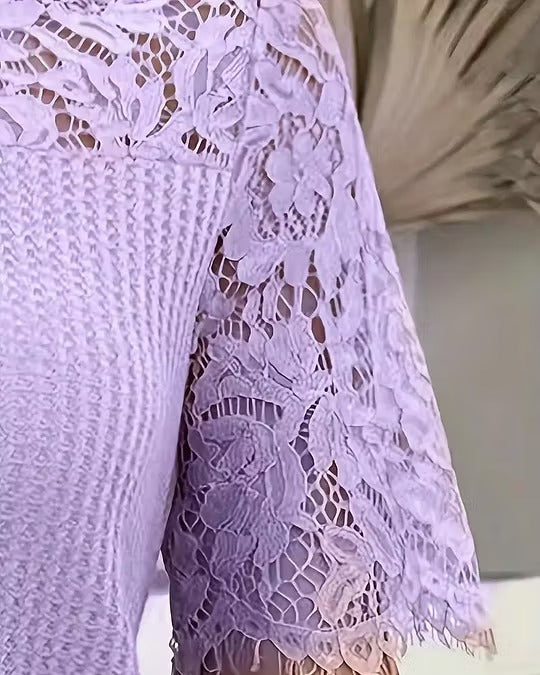 Stylowy i elegancki damski top dzianinowy w jednolitym kolorze, półprzezroczysty, haftowany koronkowy top w jednolitym kolorze, okrągły dekolt, krótkie rękawy.