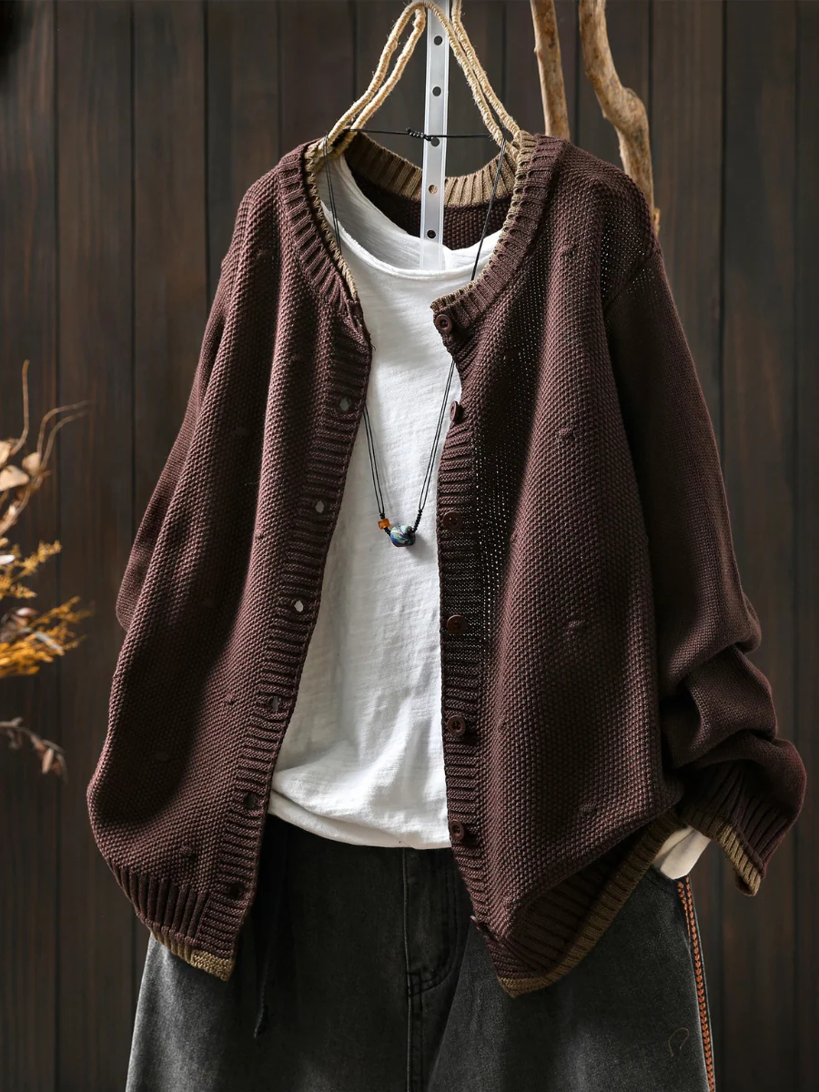 Kardigan z dzianiny bawełnianej w stylu retro z okrągłym dekoltem, uniwersalny i stylowy design, który jest jednocześnie artystyczny i swobodny.