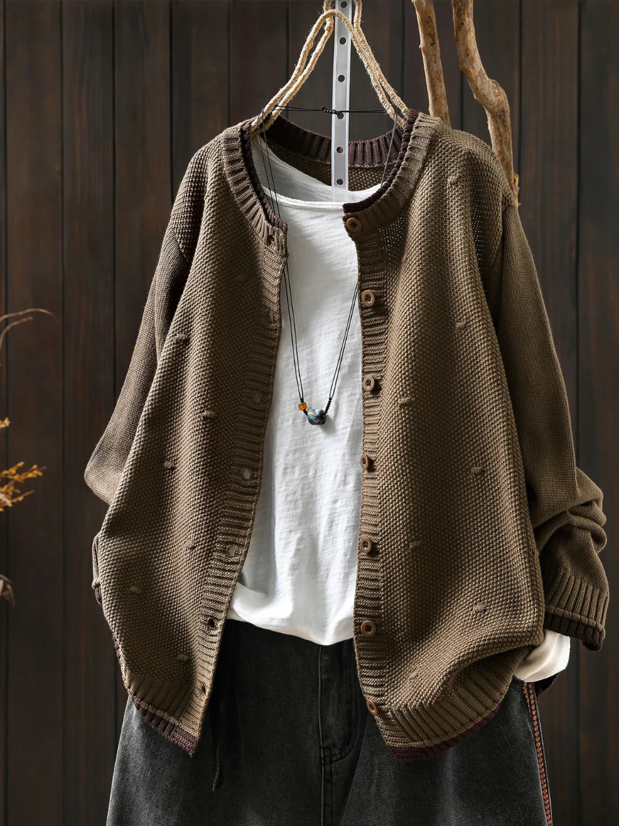 Kardigan z dzianiny bawełnianej w stylu retro z okrągłym dekoltem, uniwersalny i stylowy design, który jest jednocześnie artystyczny i swobodny.